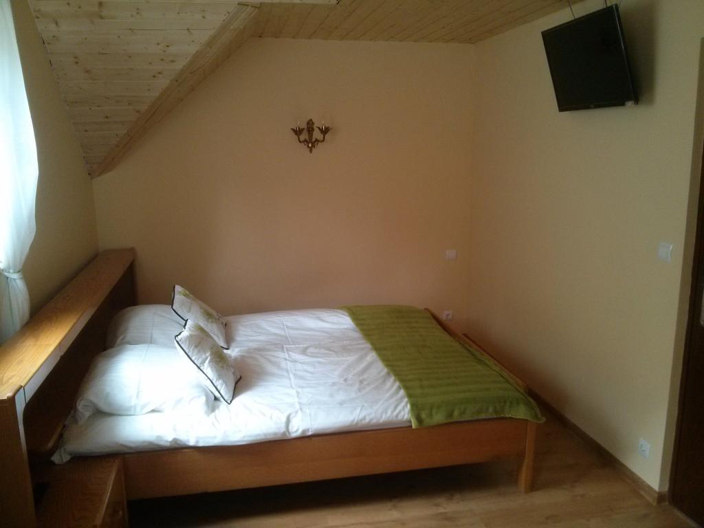 Bed and Breakfast Zbojna Debra Ґолеюв Номер фото