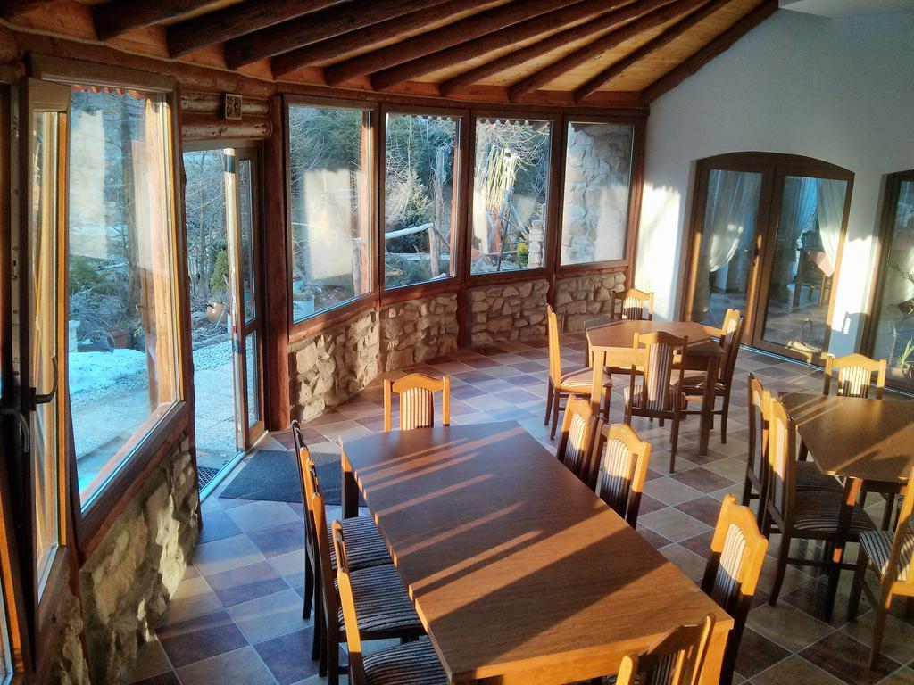 Bed and Breakfast Zbojna Debra Ґолеюв Екстер'єр фото