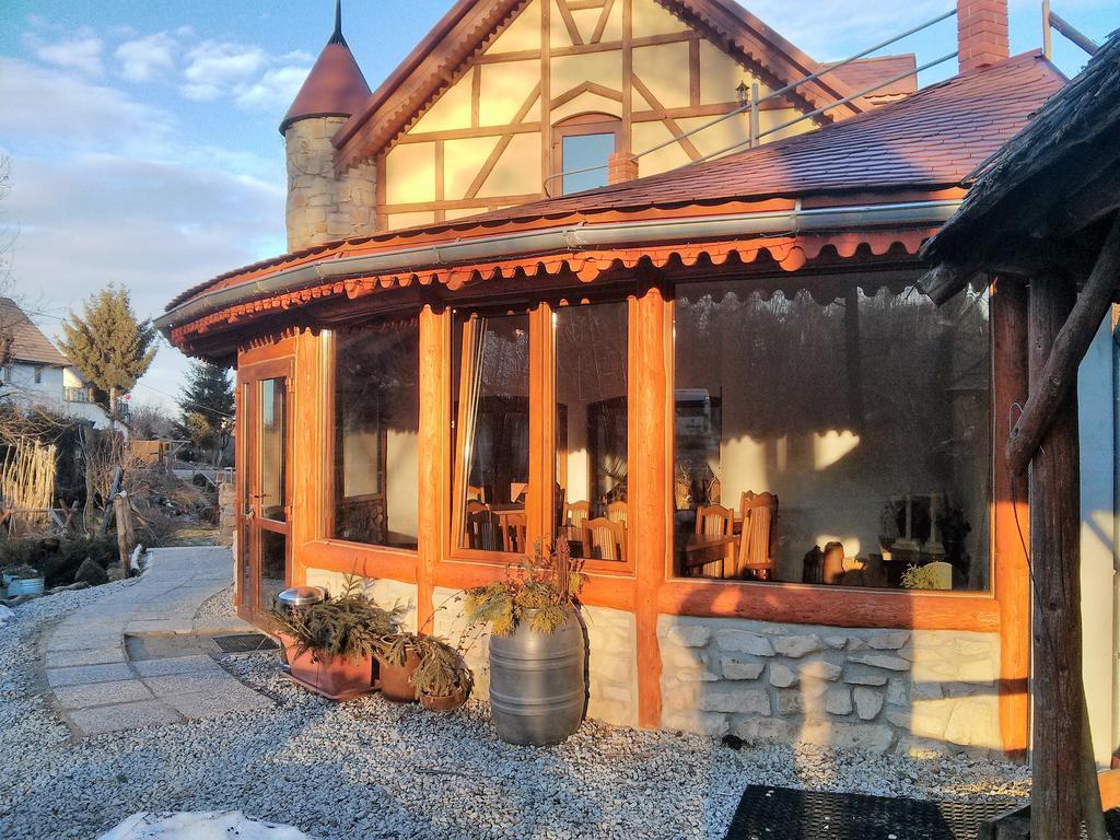 Bed and Breakfast Zbojna Debra Ґолеюв Екстер'єр фото